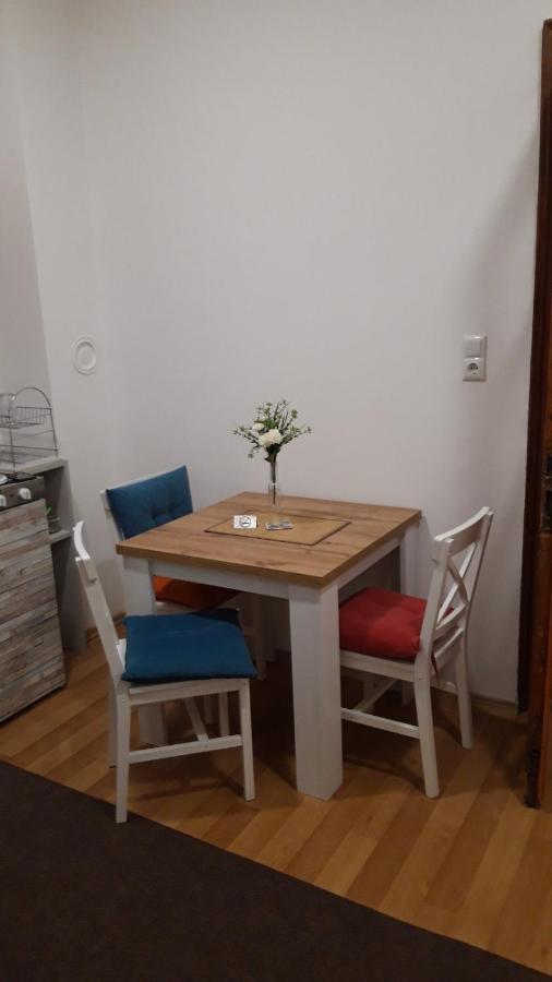 Apartment And Rooms"Tabasnice"Tuzla Centar ภายนอก รูปภาพ