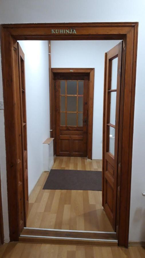 Apartment And Rooms"Tabasnice"Tuzla Centar ภายนอก รูปภาพ